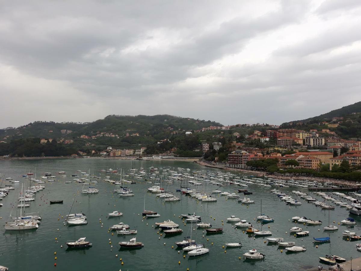 Appartamento Il Golfo Dei Poeti E 5 Terre A 2 Passi La Spezia Kültér fotó